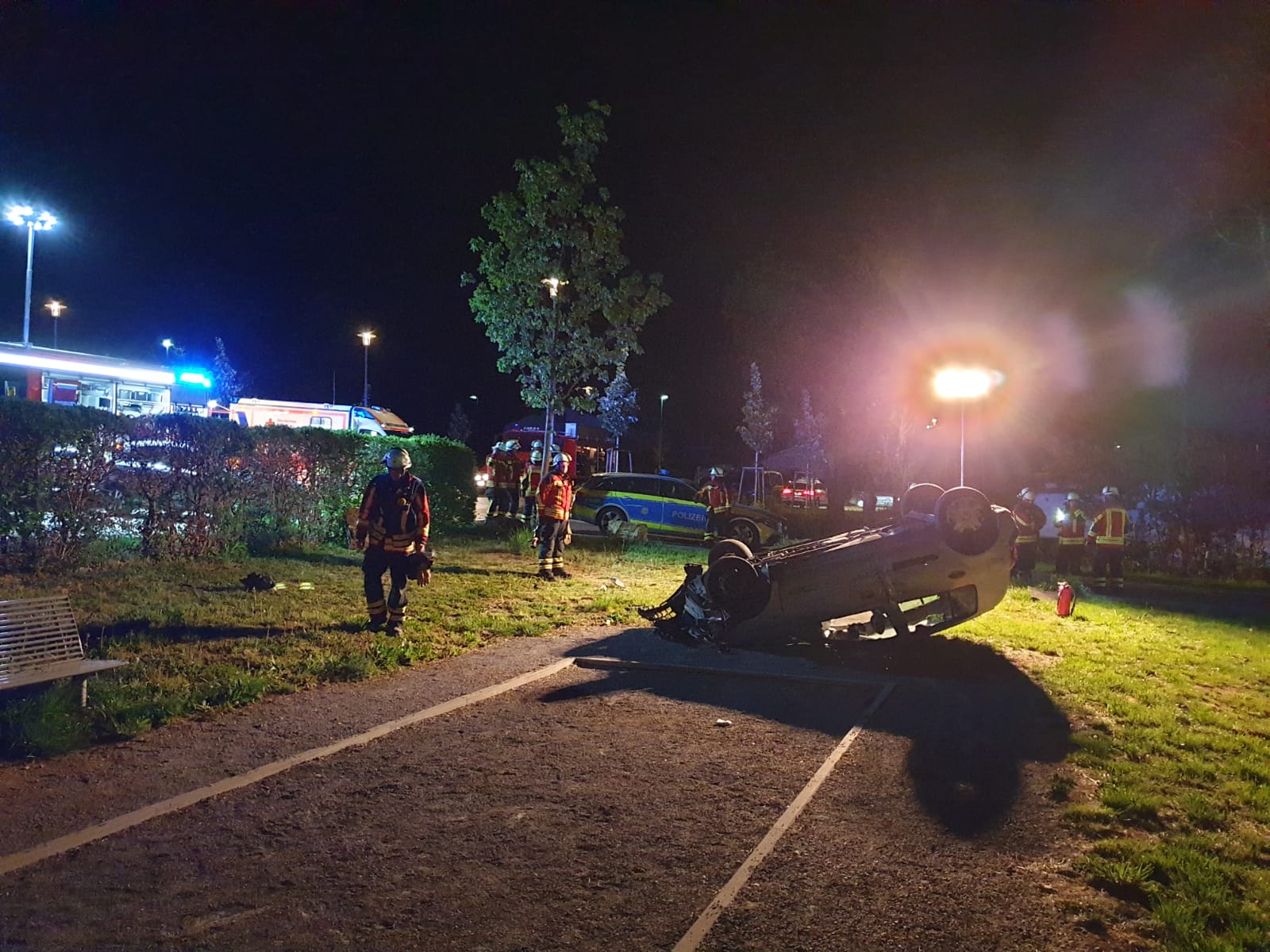 26.04.2019 – H3 VU eine Person eingeklemmt