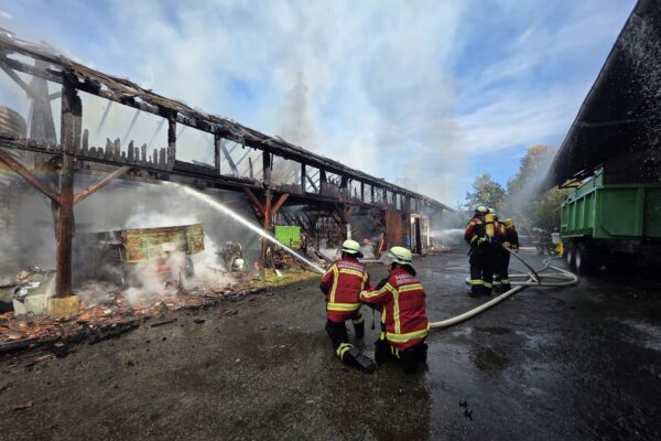 30.09.2026 – B3 Feuer/Rauch Garage/Gartenhaus